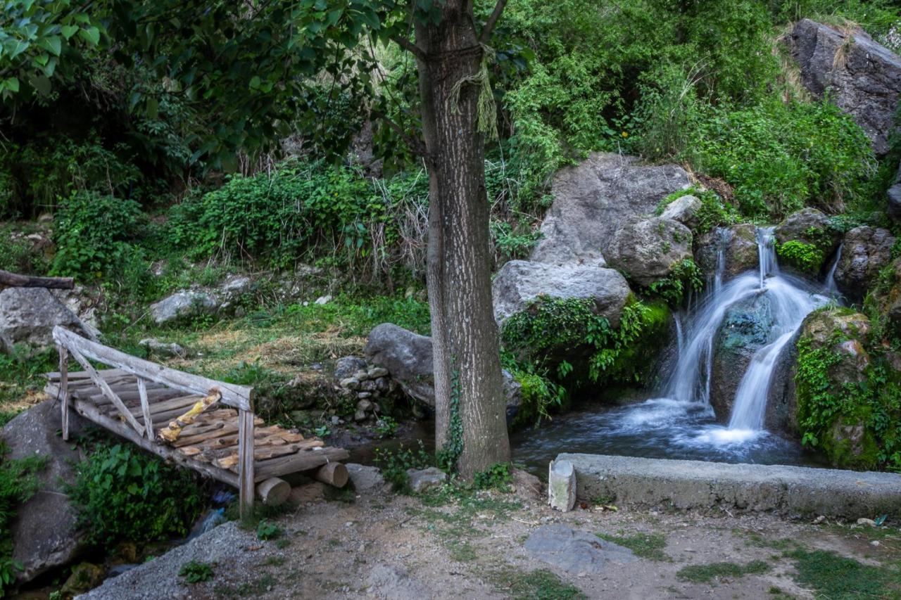 Babutaal Resort ชาคราตา ภายนอก รูปภาพ